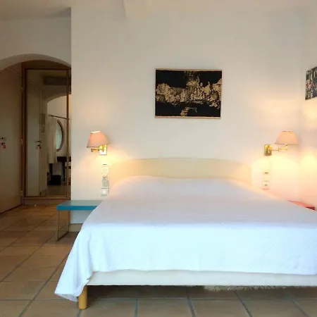 With 4 Bedrooms In Rayolcanadelsurmer With Wonderful Sea View Private Pool Enclosed Garden 5 Km From The Beach
